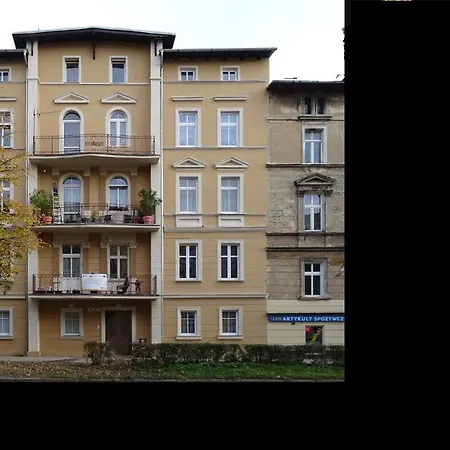Turkusowy